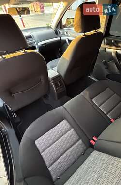 Универсал Skoda Octavia 2009 в 