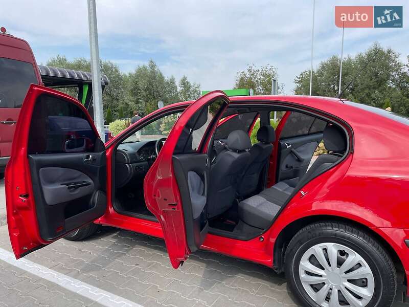 Лифтбек Skoda Octavia 2006 в Красилове