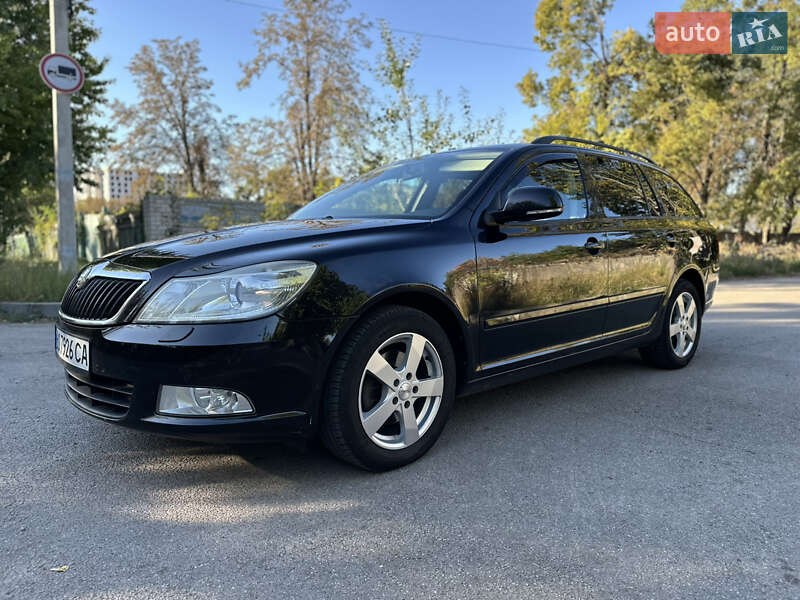 Универсал Skoda Octavia 2010 в Тернополе
