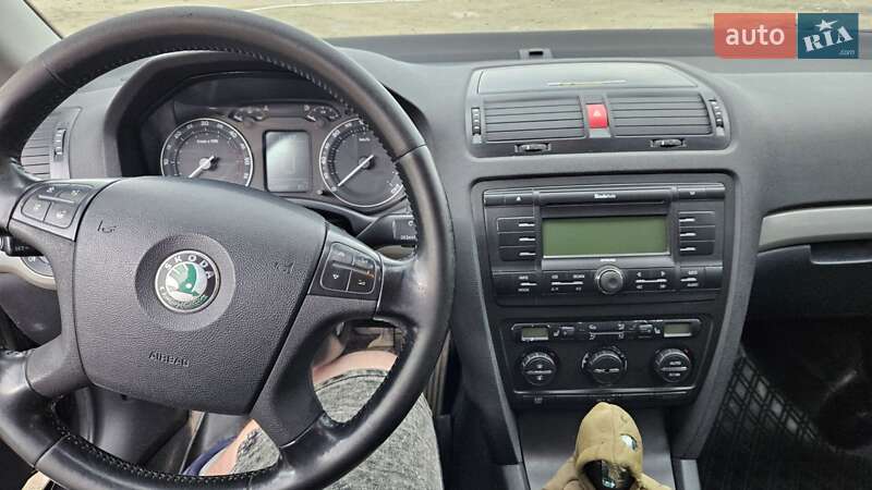 Лифтбек Skoda Octavia 2004 в Рожище