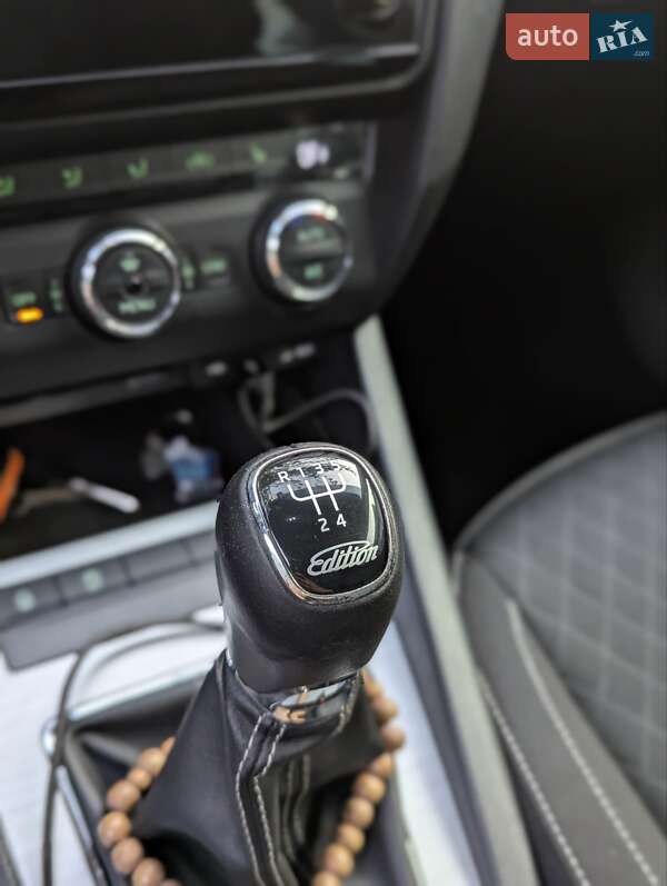 Універсал Skoda Octavia 2015 в Мукачевому