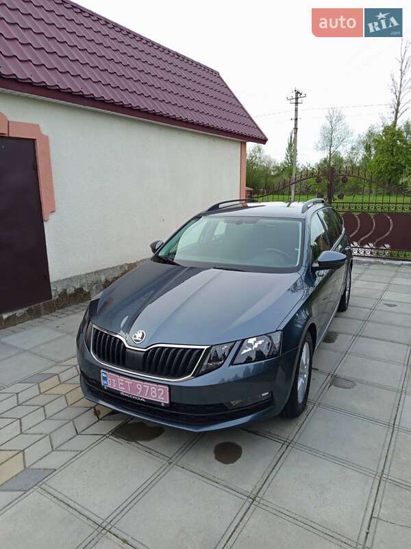 Универсал Skoda Octavia 2018 в Буске