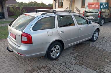 Универсал Skoda Octavia 2010 в 