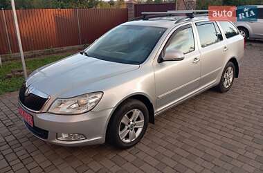 Универсал Skoda Octavia 2010 в 