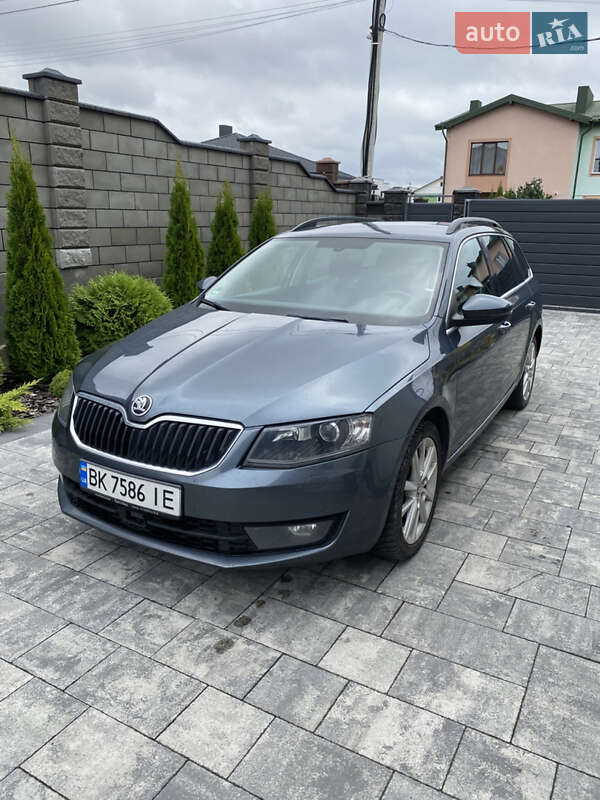 Универсал Skoda Octavia 2015 в Ровно