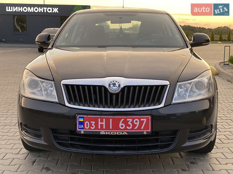 Лифтбек Skoda Octavia 2010 в Луцке