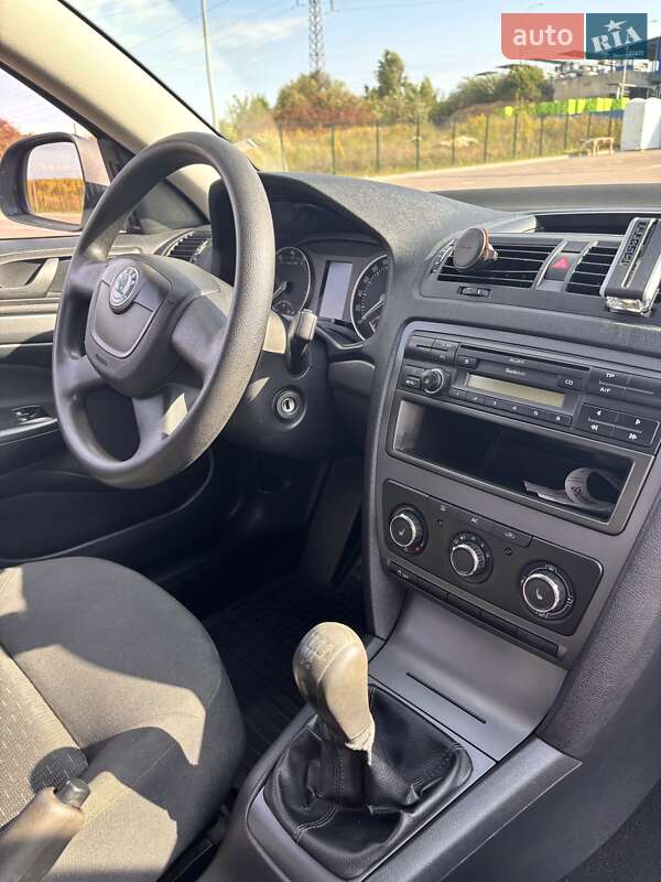 Универсал Skoda Octavia 2010 в Ровно