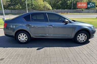 Лифтбек Skoda Octavia 2017 в Киеве