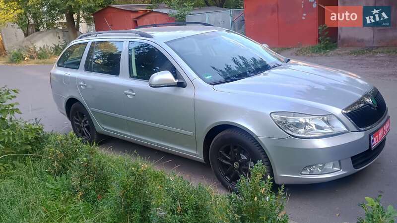 Універсал Skoda Octavia 2012 в Рівному