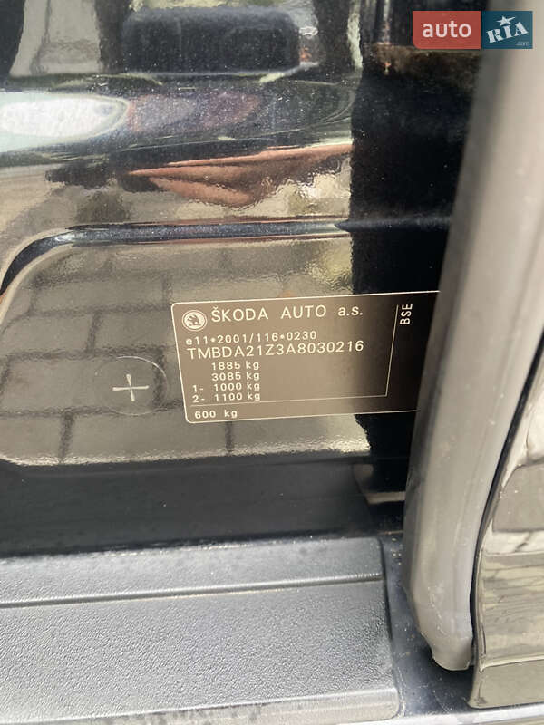 Лифтбек Skoda Octavia 2010 в Луцке