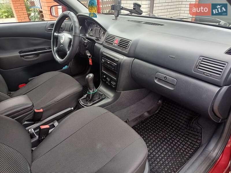 Універсал Skoda Octavia 2005 в Немирові