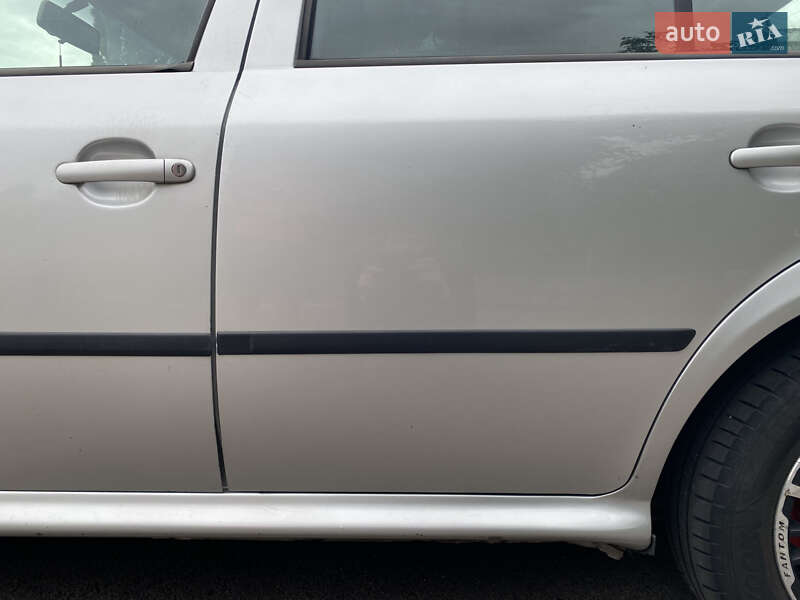 Лифтбек Skoda Octavia 2007 в Ровно