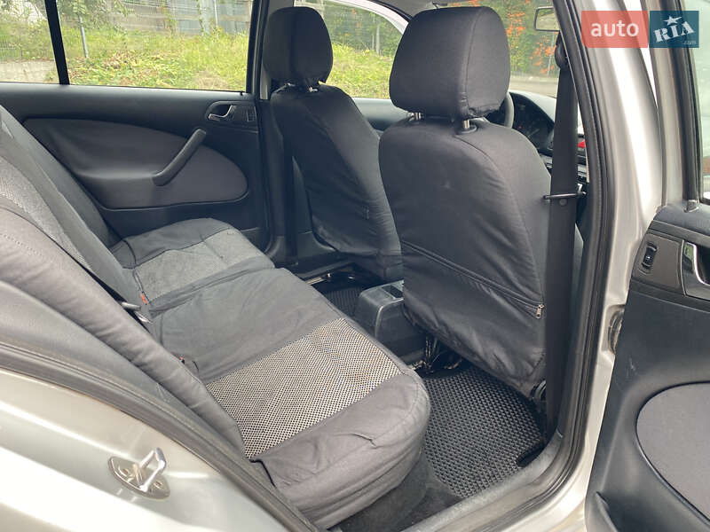 Лифтбек Skoda Octavia 2007 в Ровно