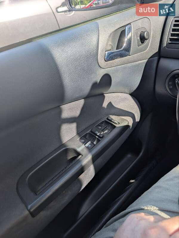 Универсал Skoda Octavia 2004 в Одессе