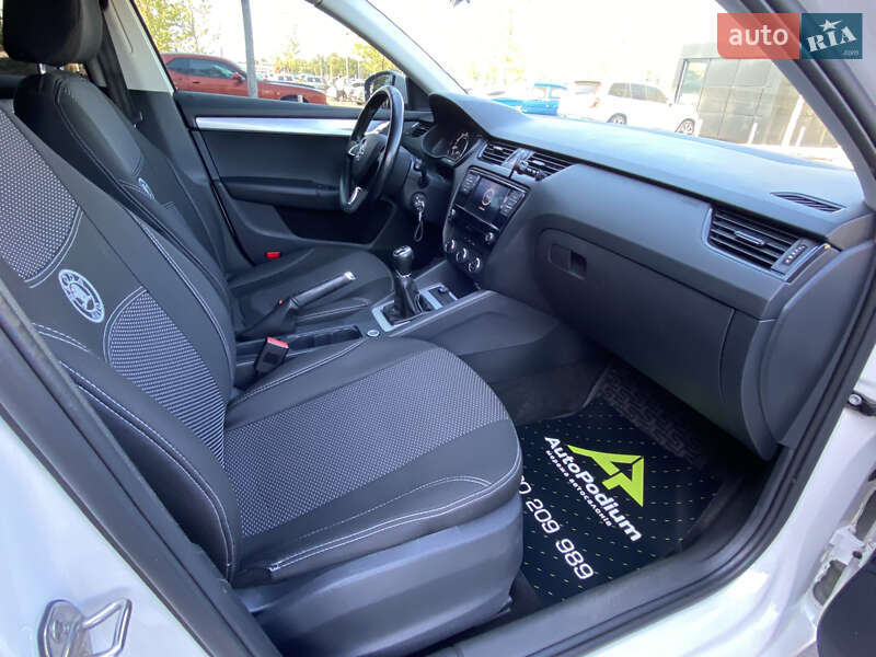 Лифтбек Skoda Octavia 2019 в Киеве