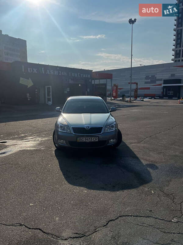 Лифтбек Skoda Octavia 2012 в Львове