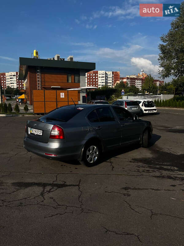 Лифтбек Skoda Octavia 2012 в Львове