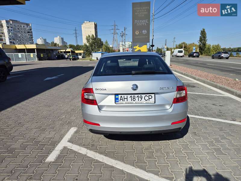 Лифтбек Skoda Octavia 2014 в Вышгороде