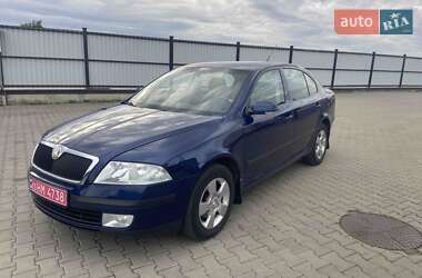 Лифтбек Skoda Octavia 2008 в Луцке