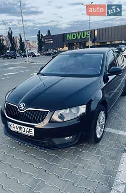 Лифтбек Skoda Octavia 2015 в 