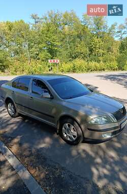 Лифтбек Skoda Octavia 2005 в 