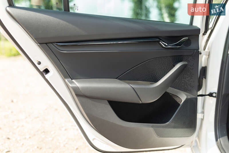 Универсал Skoda Octavia 2021 в Ровно