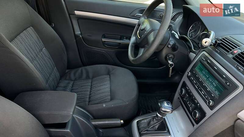 Лифтбек Skoda Octavia 2010 в Львове