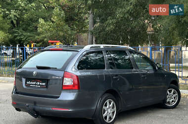 Универсал Skoda Octavia 2010 в 