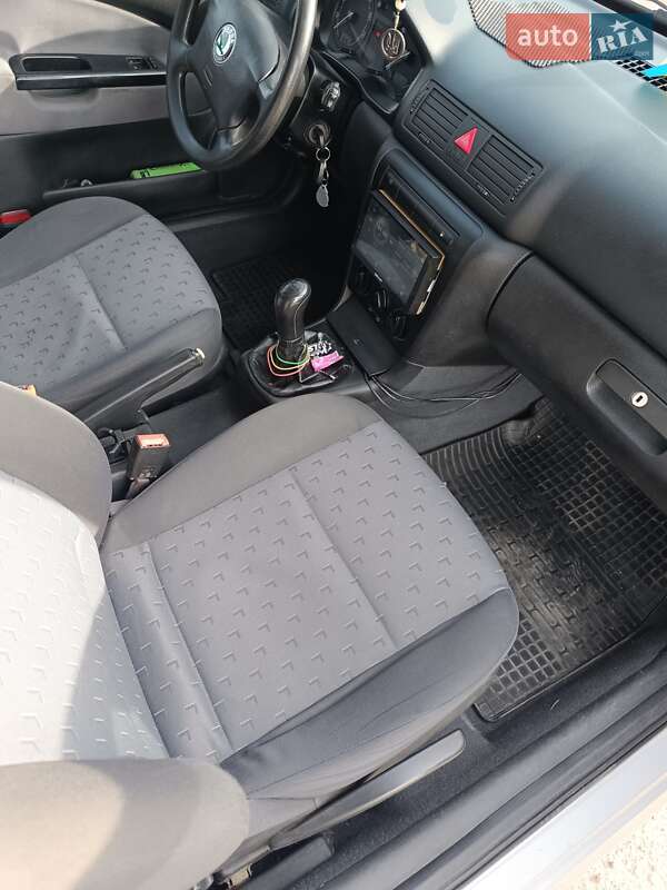 Универсал Skoda Octavia 2001 в Одессе