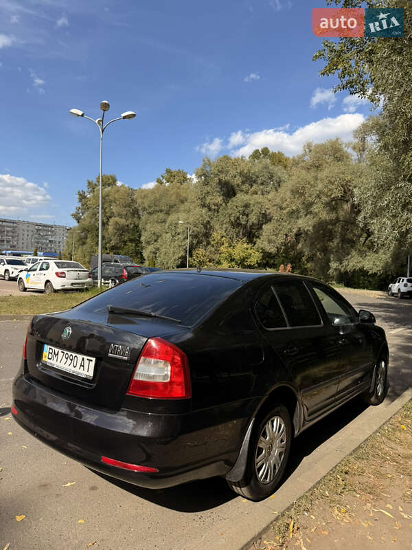 Універсал Skoda Octavia 2012 в Сумах