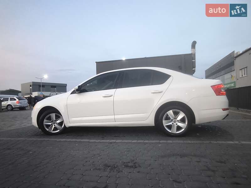 Ліфтбек Skoda Octavia 2015 в Мукачевому