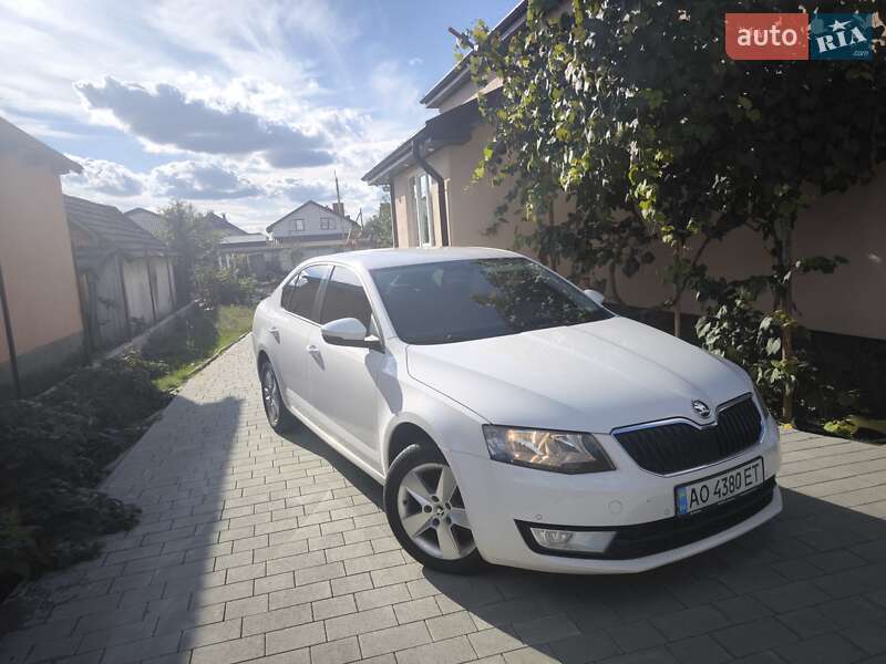 Ліфтбек Skoda Octavia 2015 в Мукачевому