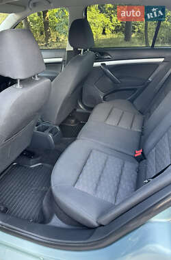 Лифтбек Skoda Octavia 2011 в 