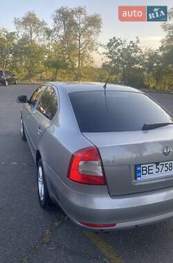 Лифтбек Skoda Octavia 2010 в 