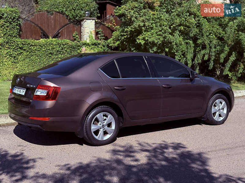 Лифтбек Skoda Octavia 2013 в Ровно фото 5 Лифтбек Skoda Octavia 2013 в Ровно