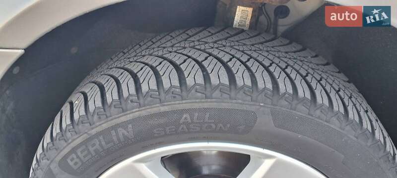 Универсал Skoda Octavia 2012 в Запорожье