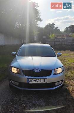 Лифтбек Skoda Octavia 2015 в Запорожье