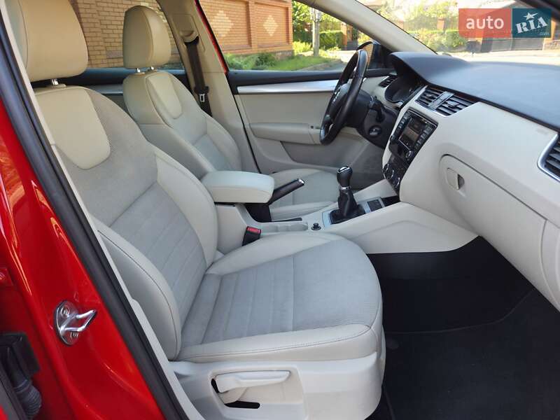 Универсал Skoda Octavia 2014 в Хмельницком