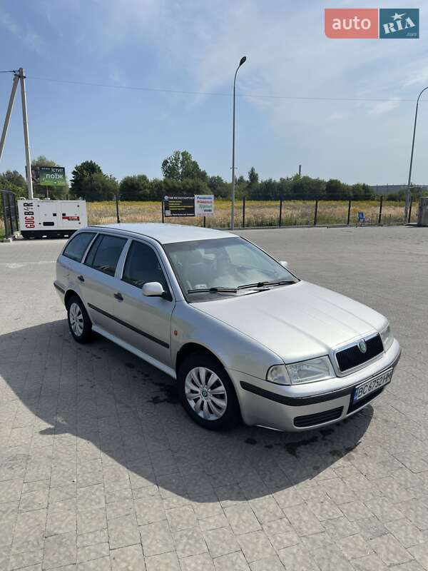 Универсал Skoda Octavia 1999 в Львове
