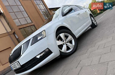Універсал Skoda Octavia 2017 в 