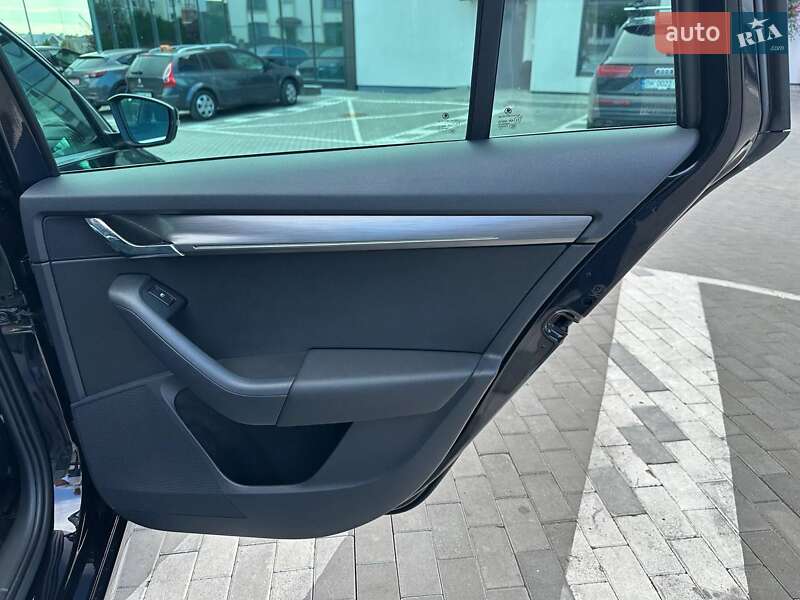 Универсал Skoda Octavia 2017 в Ровно