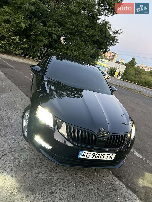Лифтбек Skoda Octavia 2017 в Одессе