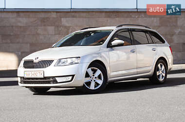 Універсал Skoda Octavia 2015 в Києві