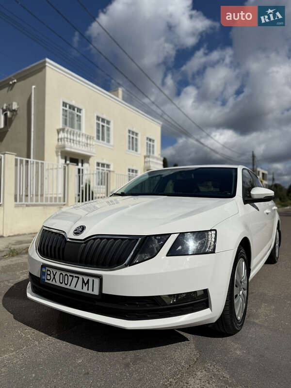 Лифтбек Skoda Octavia 2018 в Киеве фото 2 Лифтбек Skoda Octavia 2018 в Киеве