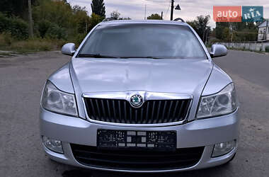 Універсал Skoda Octavia 2011 в Жовтих Водах