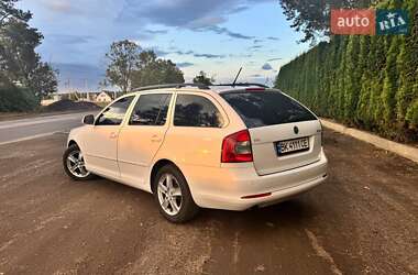 Универсал Skoda Octavia 2011 в Сарнах