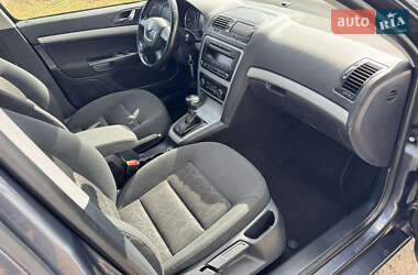 Универсал Skoda Octavia 2012 в 