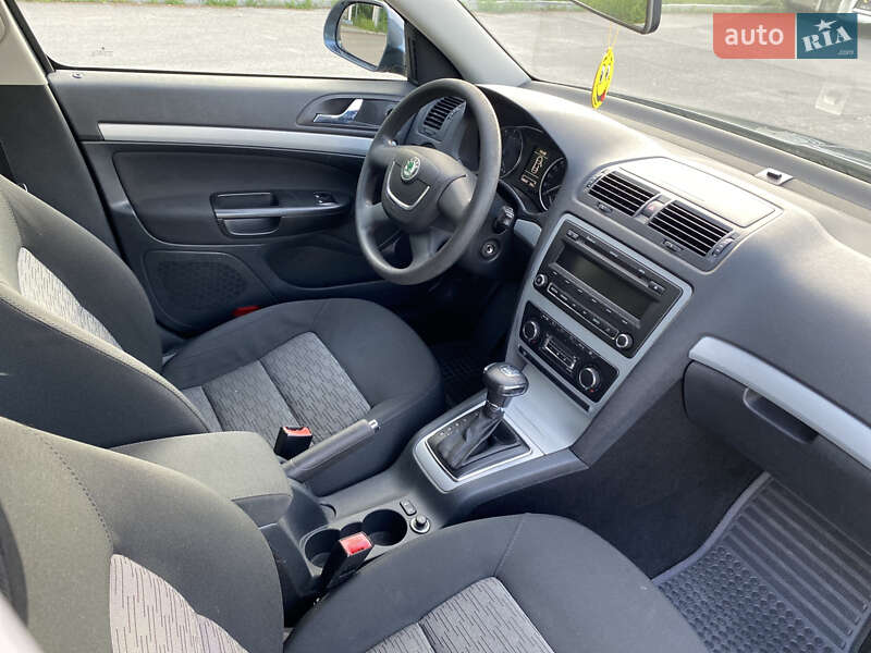 Универсал Skoda Octavia 2009 в Староконстантинове фото 21 Универсал Skoda Octavia 2009 в Староконстантинове