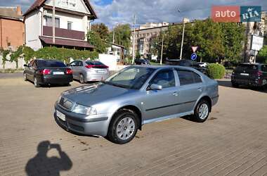 Лифтбек Skoda Octavia 2006 в 