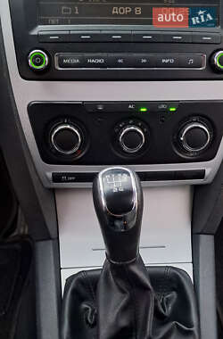 Универсал Skoda Octavia 2011 в 